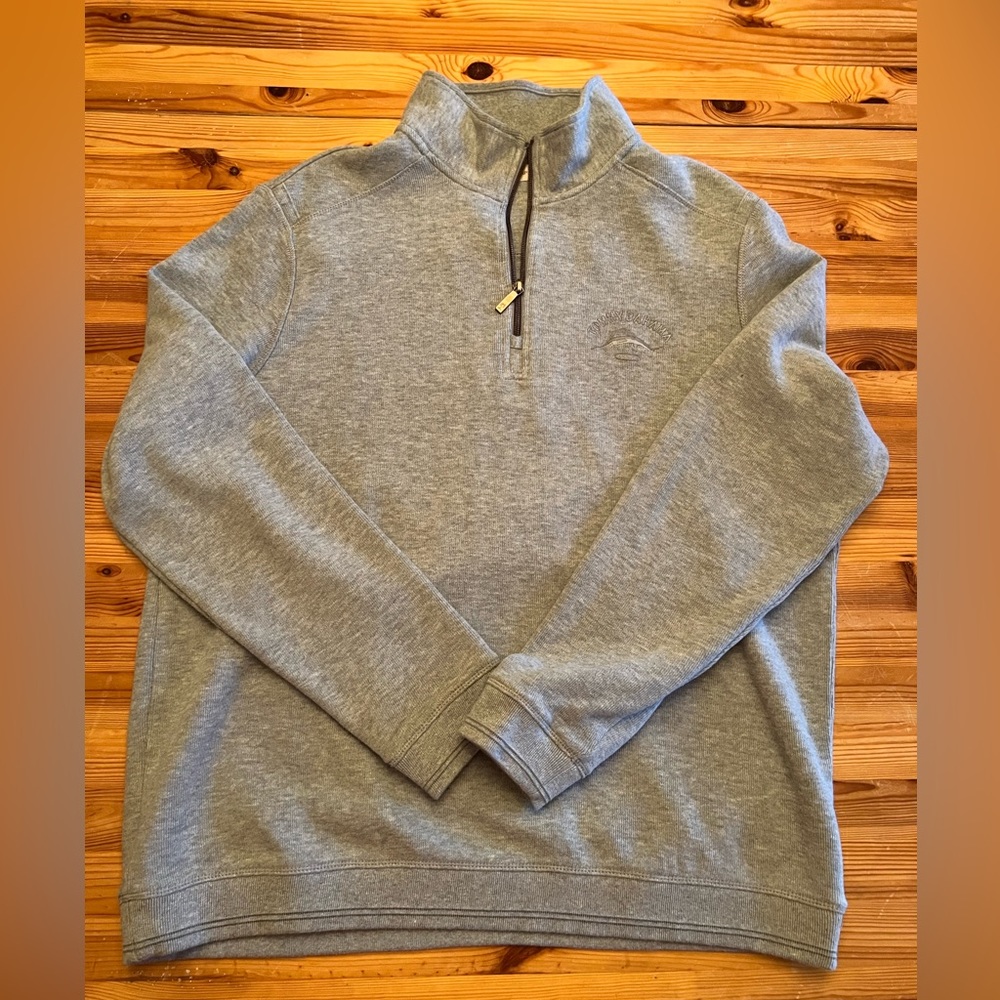 Tommy Bahama Pull Men’s over sweater Sz Lg Gray